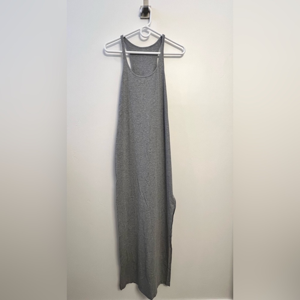 Lululemon size 6/8 gray long dress